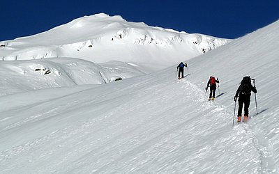 skitouren-schneeschuhwandern-winterwandern-virgen-virgental (1).JPG