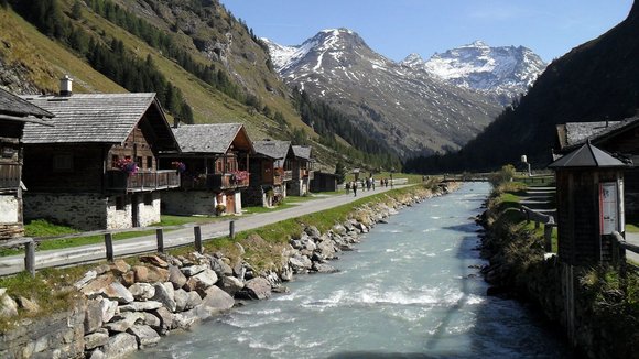 Das Venedigerhaus in Innergschlöß bietet eine gute Gelegenheit zur Einkehr vor oder nach der Wanderung.