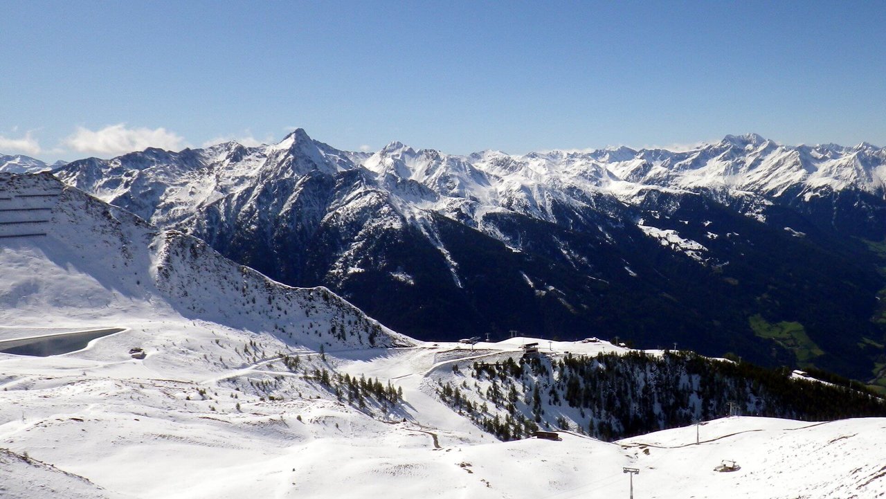 Das einzigartige Skigebiet in Osttirol mitten zwischen Österreichs höchstem Bergen | © Köffler Hubert