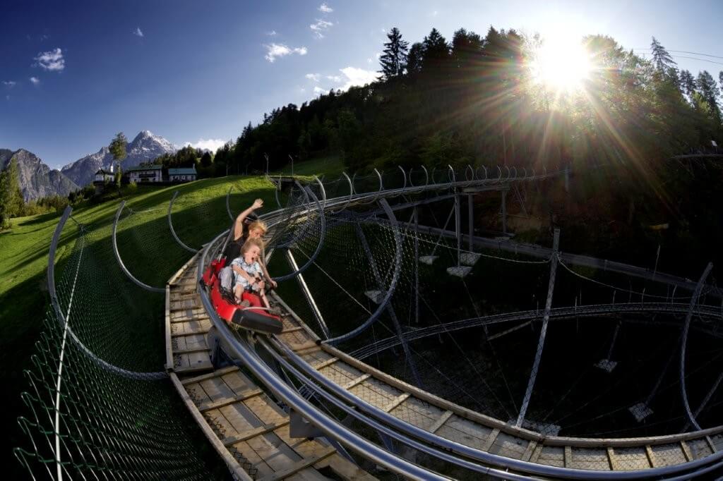 Einfahrt in den Zielbereich des Osttirodlers bei der Talstation Hochstein