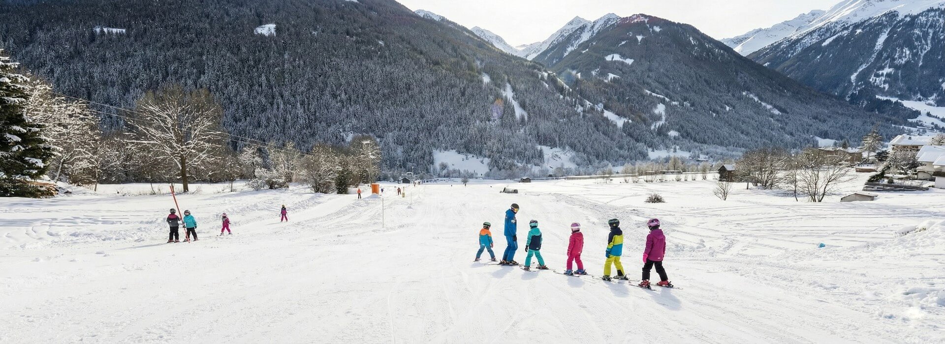 Skilift Virgen mit präparierter Piste im Winter