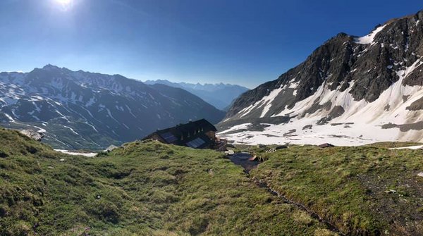 Badener Hütte 2.608m