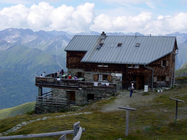 Bonn-Matreier Hütte 2.750m