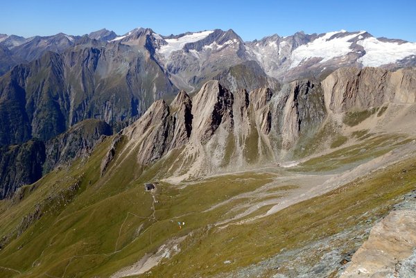 Neue Sajathütte 2.600m