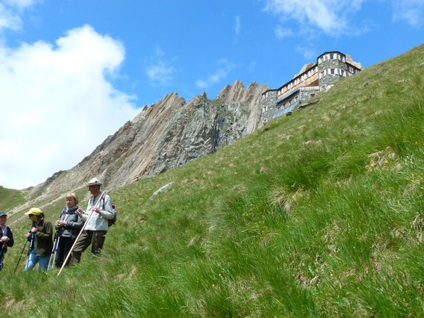 Neue Sajathütte 2.600m