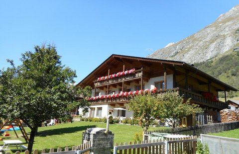 Appartements Panorama ***