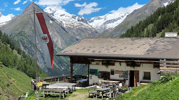 Lasnitzenhütte 1900m