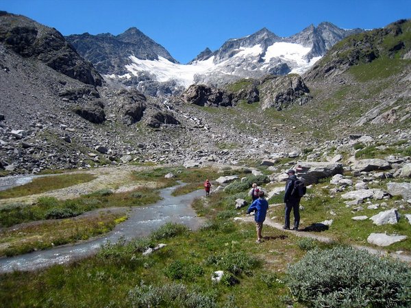 Essener- und Rostocker Hütte 2.208m